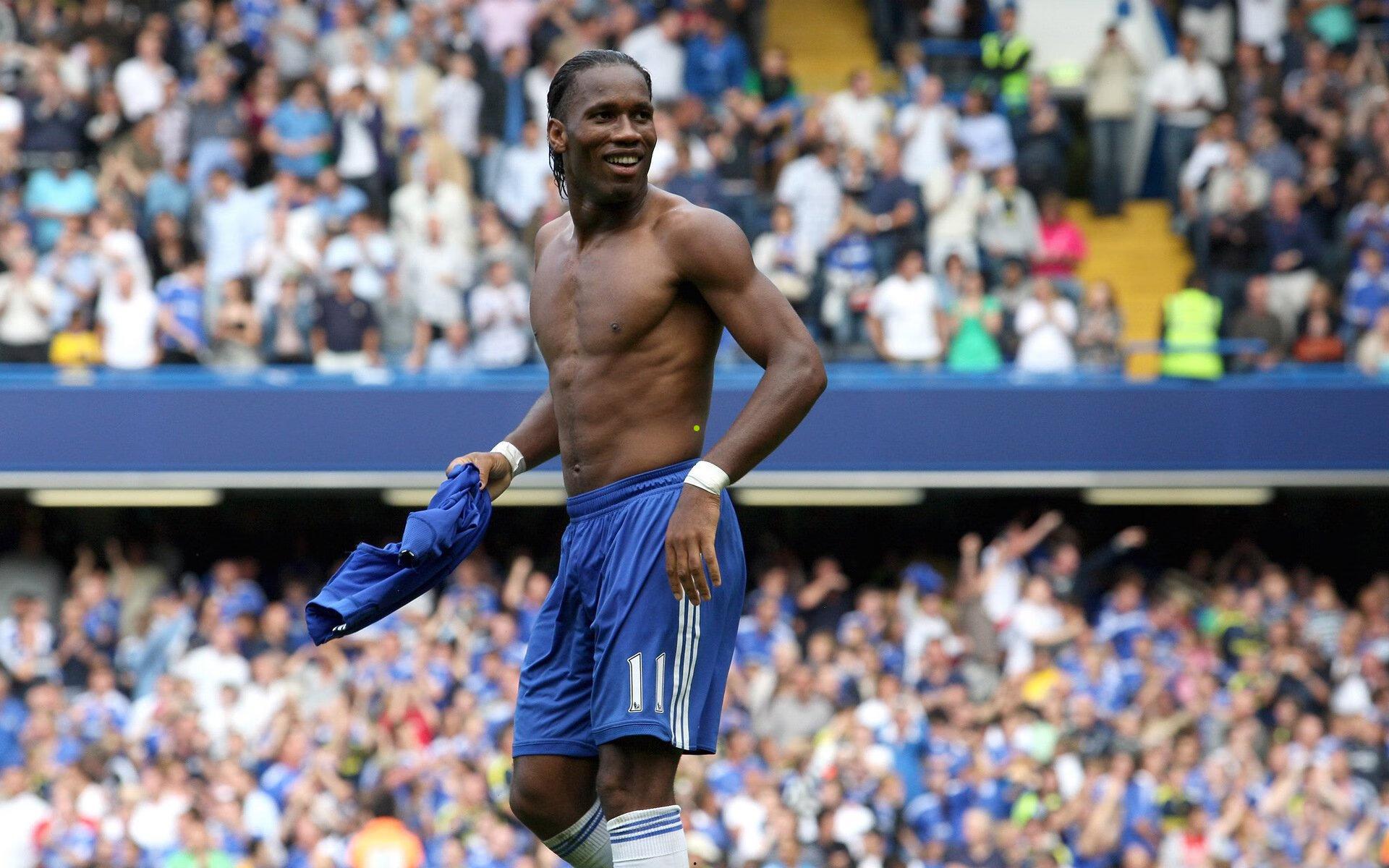 德转2025非洲最贵阵容揭晓，阿什拉夫、萨拉赫、姆伯莫、奥纳纳领衔新黄金一代